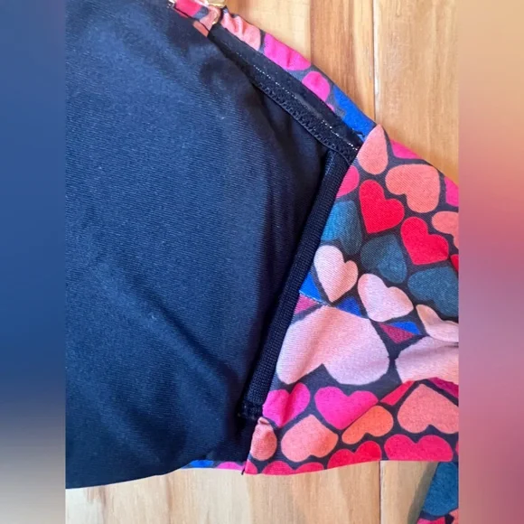 FARM Heart Patterned Bikini Top - Picture 7 of 7